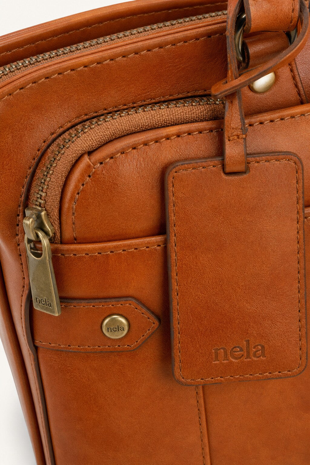 Lenora detail in Warm Caramel