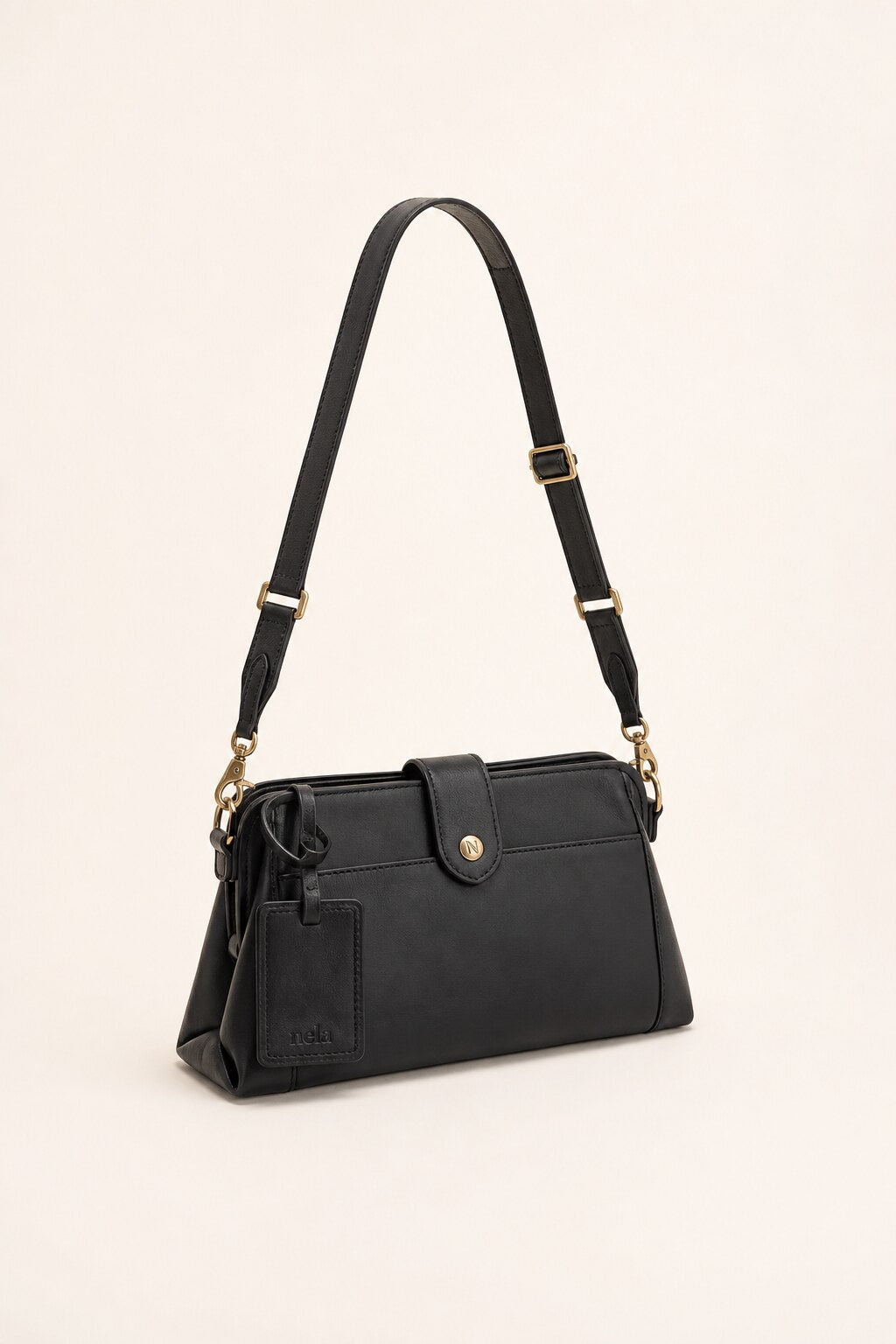 Marianne in Midnight Black