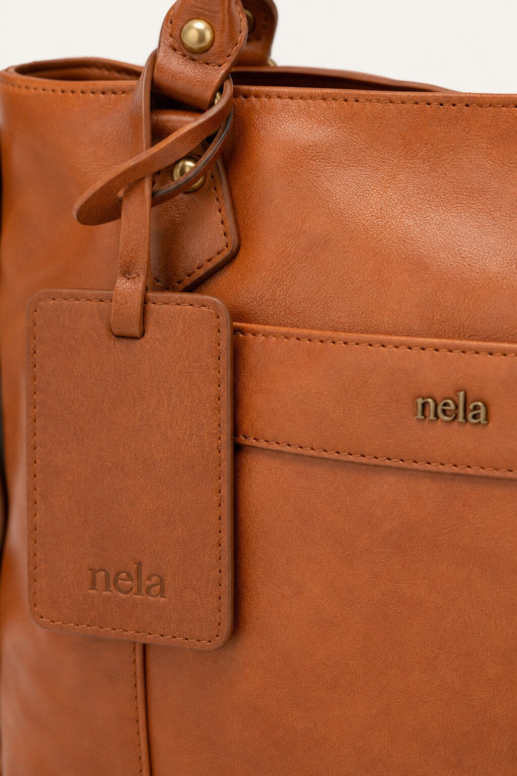 Nora detail in Warm Caramel