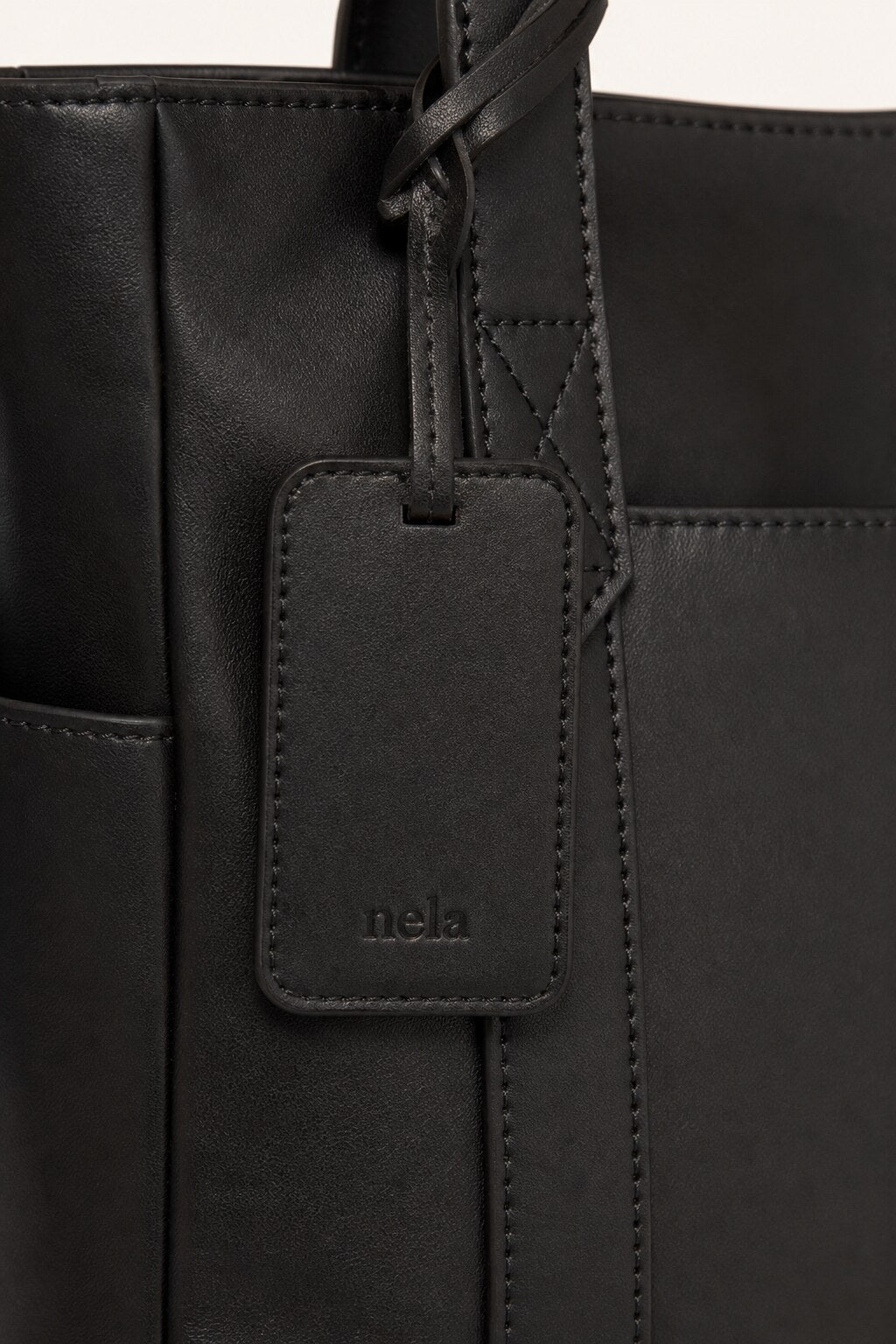 Ruthie detail in Midnight Black
